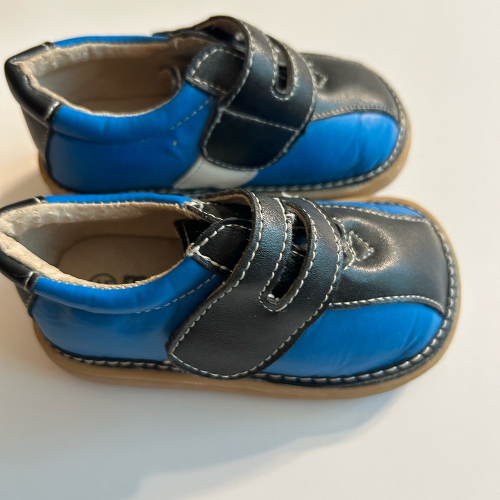 MOOSHU TM TRAINERS BOWLER UPPER LEATHER BLUE/NAVY/IVORY VELCRO STRAP BABY SHOES